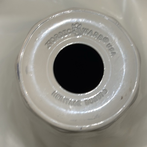 Vintage Nordic Ware Heritage Pink/White Bundt Pan - Picture 3 of 3